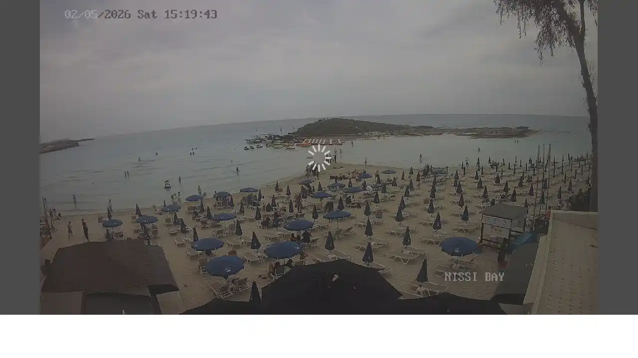 Webcam snapshot from :city — May 2, 2026 09:00