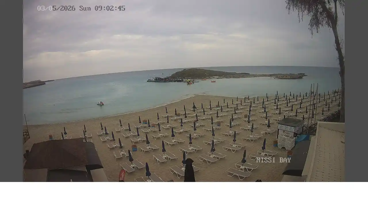 Webcam snapshot from :city — May 3, 2026 07:00