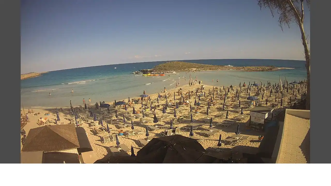 Webcam snapshot from :city — May 5, 2026 14:00