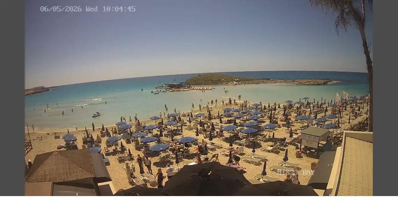 Webcam snapshot from :city — May 6, 2026 08:00