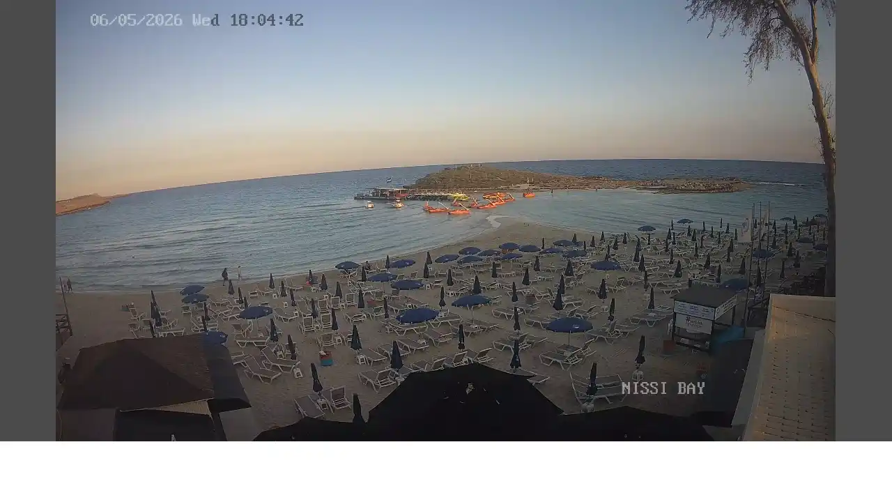 Webcam snapshot from :city — May 6, 2026 16:00