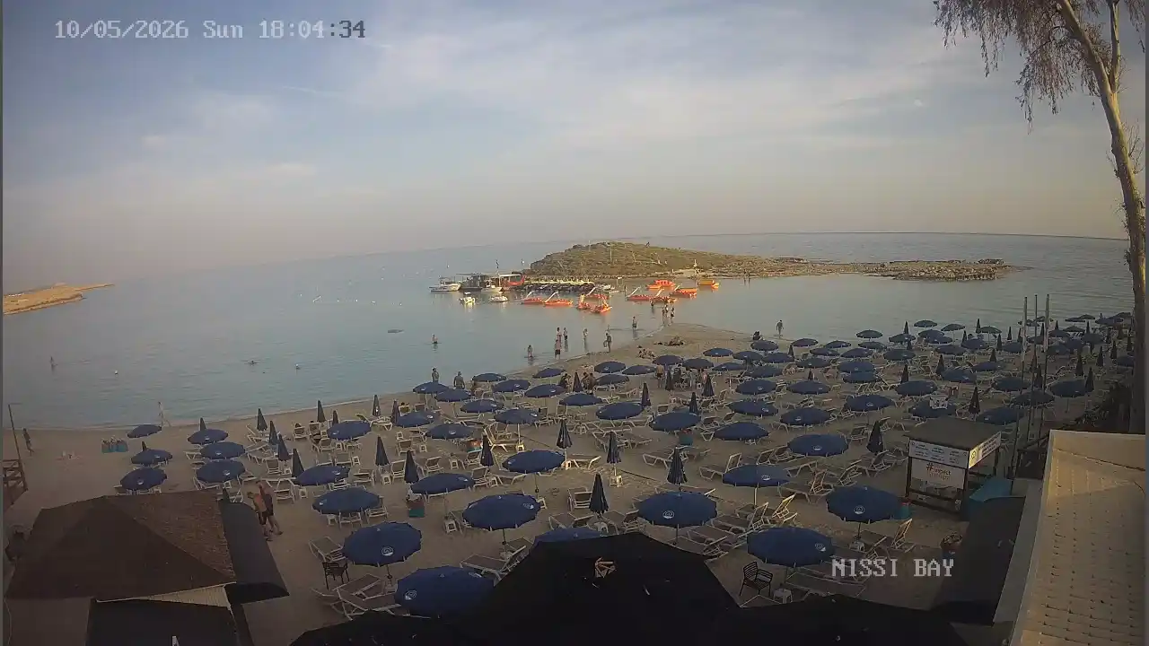 Webcam snapshot from :city — May 10, 2026 16:00