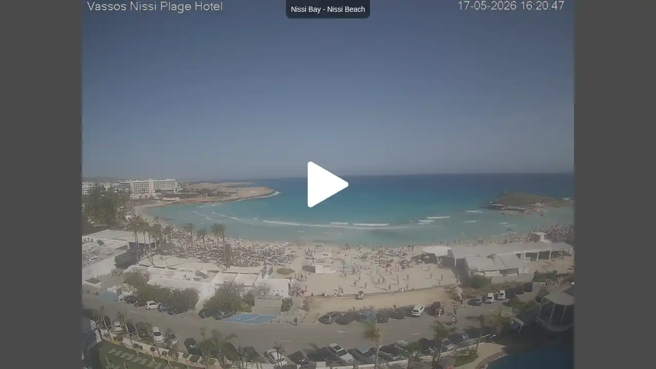 Webcam snapshot from :city — May 17, 2026 14:00