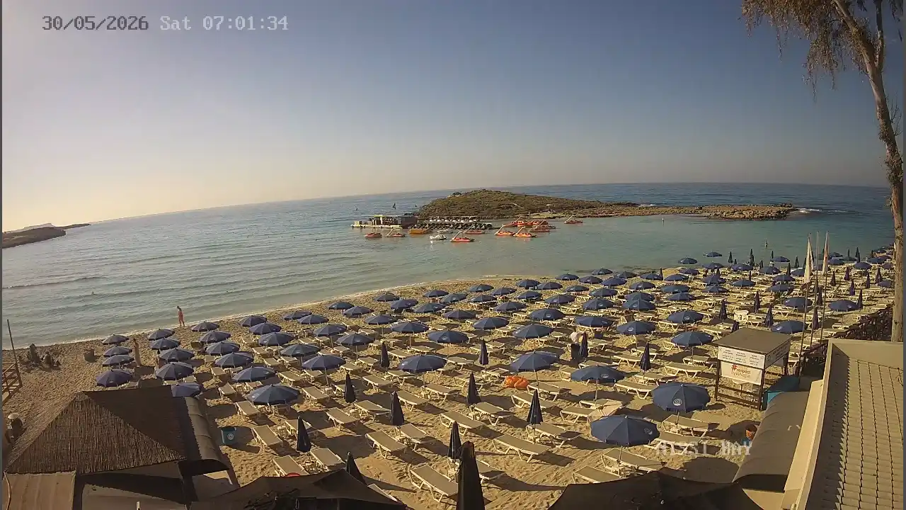 Webcam snapshot from :city — May 30, 2026 05:00