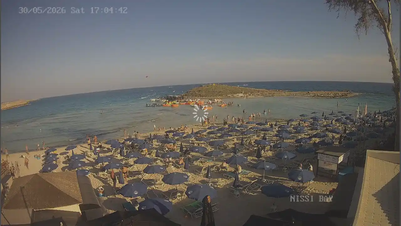 Webcam snapshot from :city — May 30, 2026 15:00