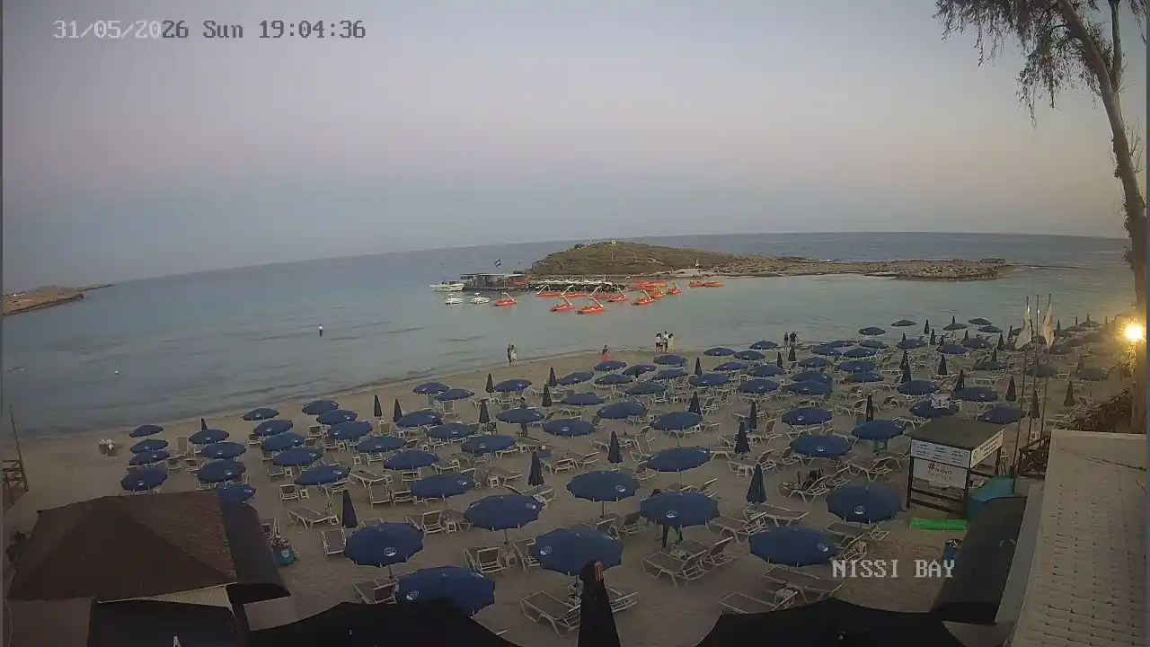Webcam snapshot from :city — May 31, 2026 17:00