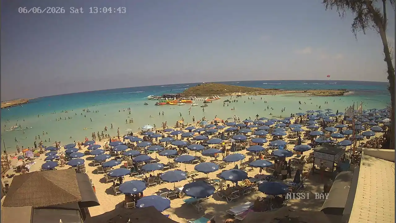 Webcam snapshot from :city — June 6, 2026 11:00