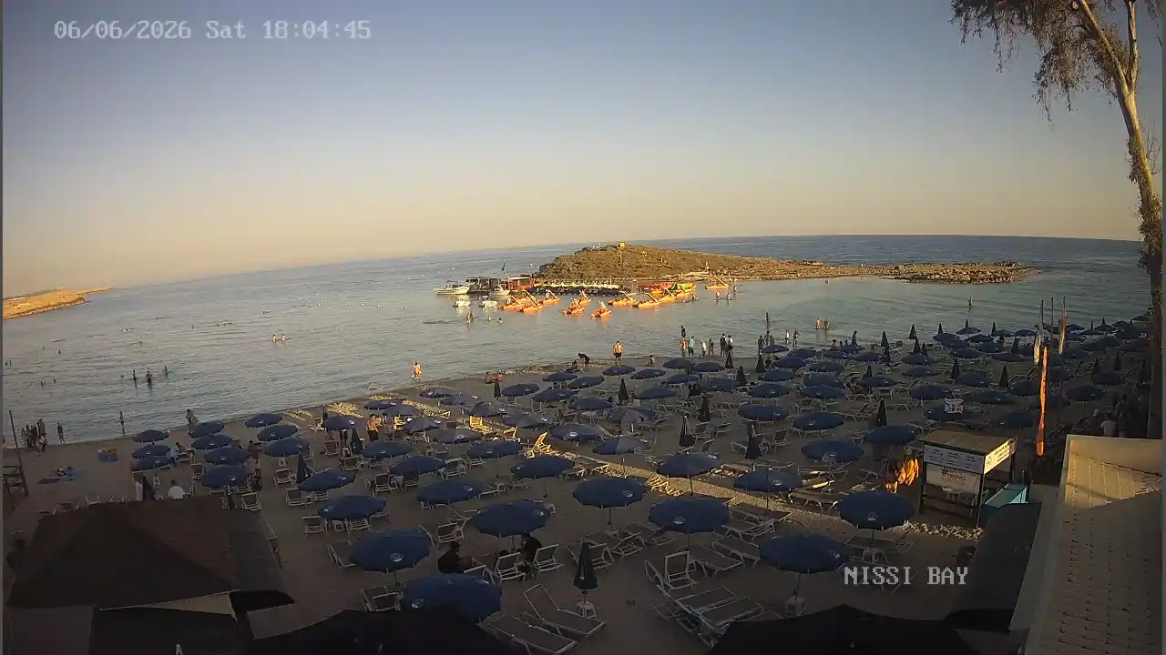 Webcam snapshot from :city — June 6, 2026 16:00