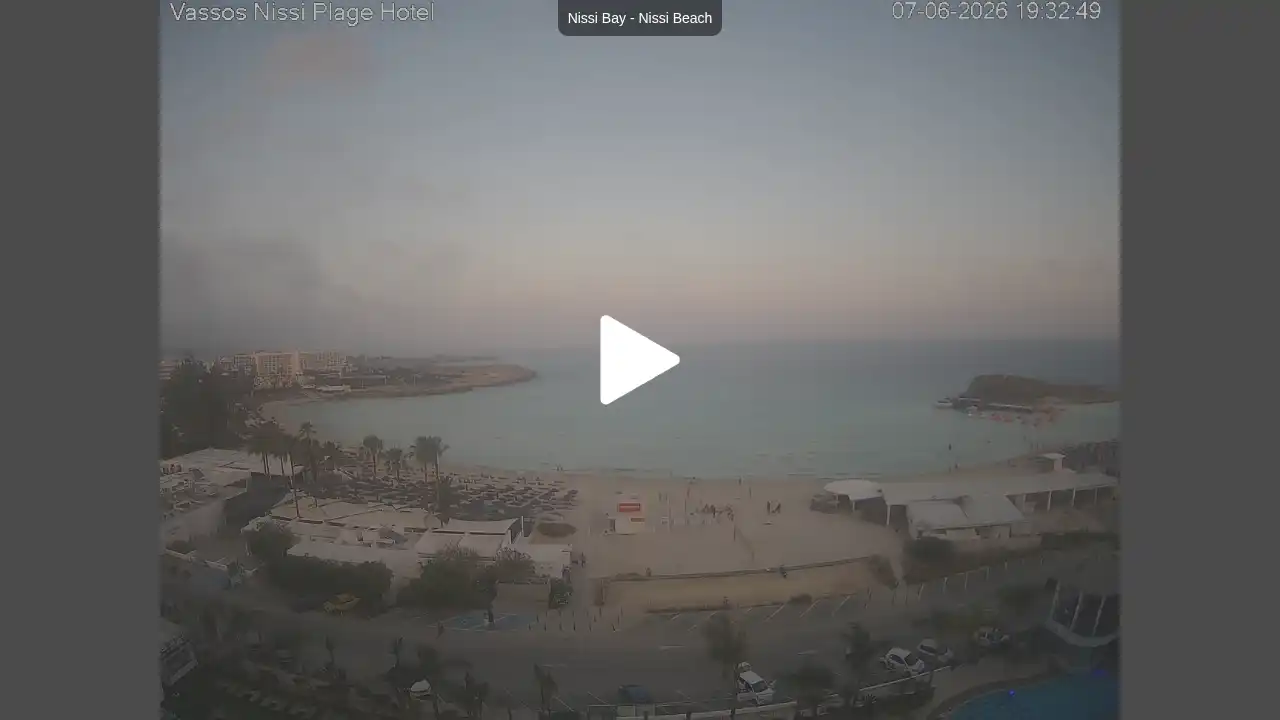 Webcam snapshot from :city — June 7, 2026 17:00