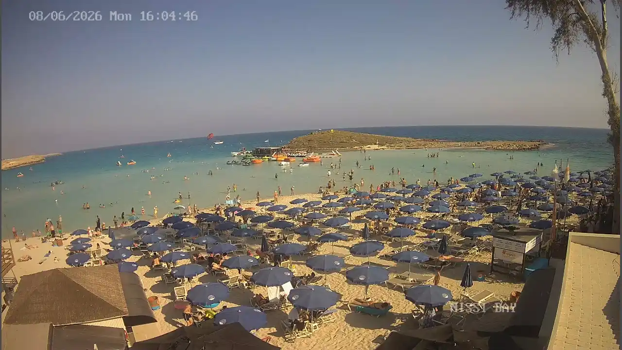 Webcam snapshot from :city — June 8, 2026 14:00