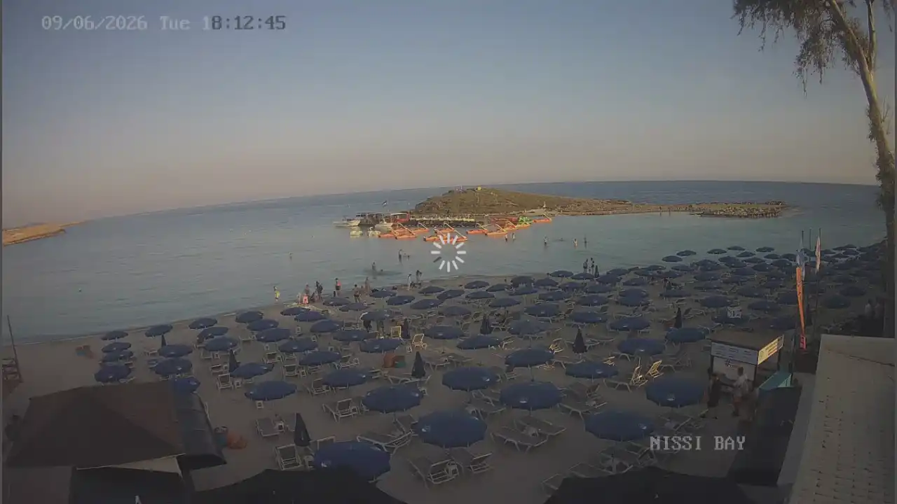 Webcam snapshot from :city — June 9, 2026 17:00
