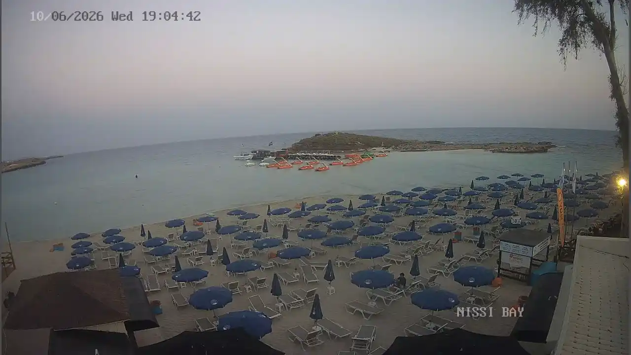 Webcam snapshot from :city — June 10, 2026 17:00