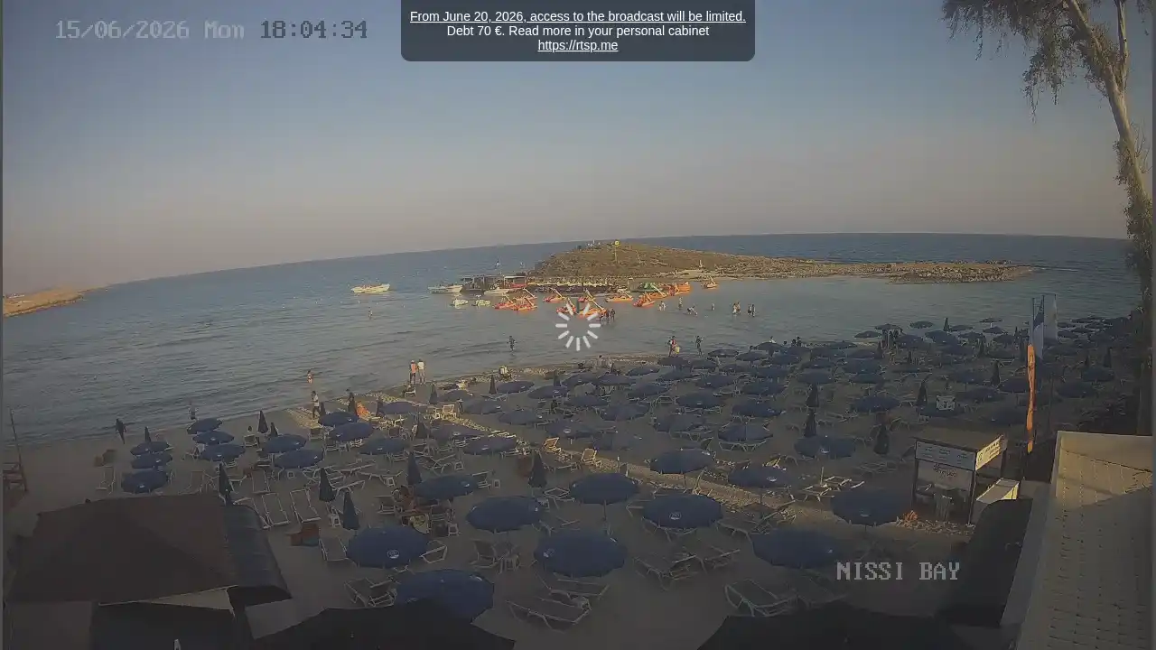 Webcam snapshot from :city — June 15, 2026 16:00