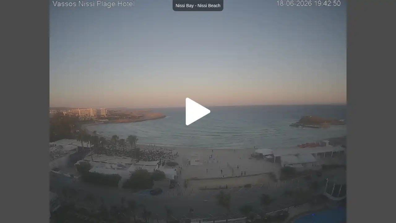 Webcam snapshot from :city — June 18, 2026 17:00