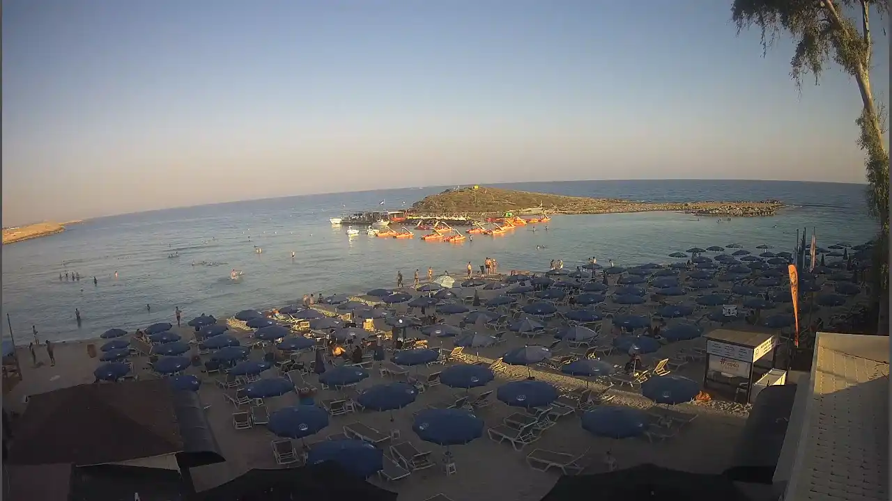 Webcam snapshot from :city — June 27, 2026 16:00
