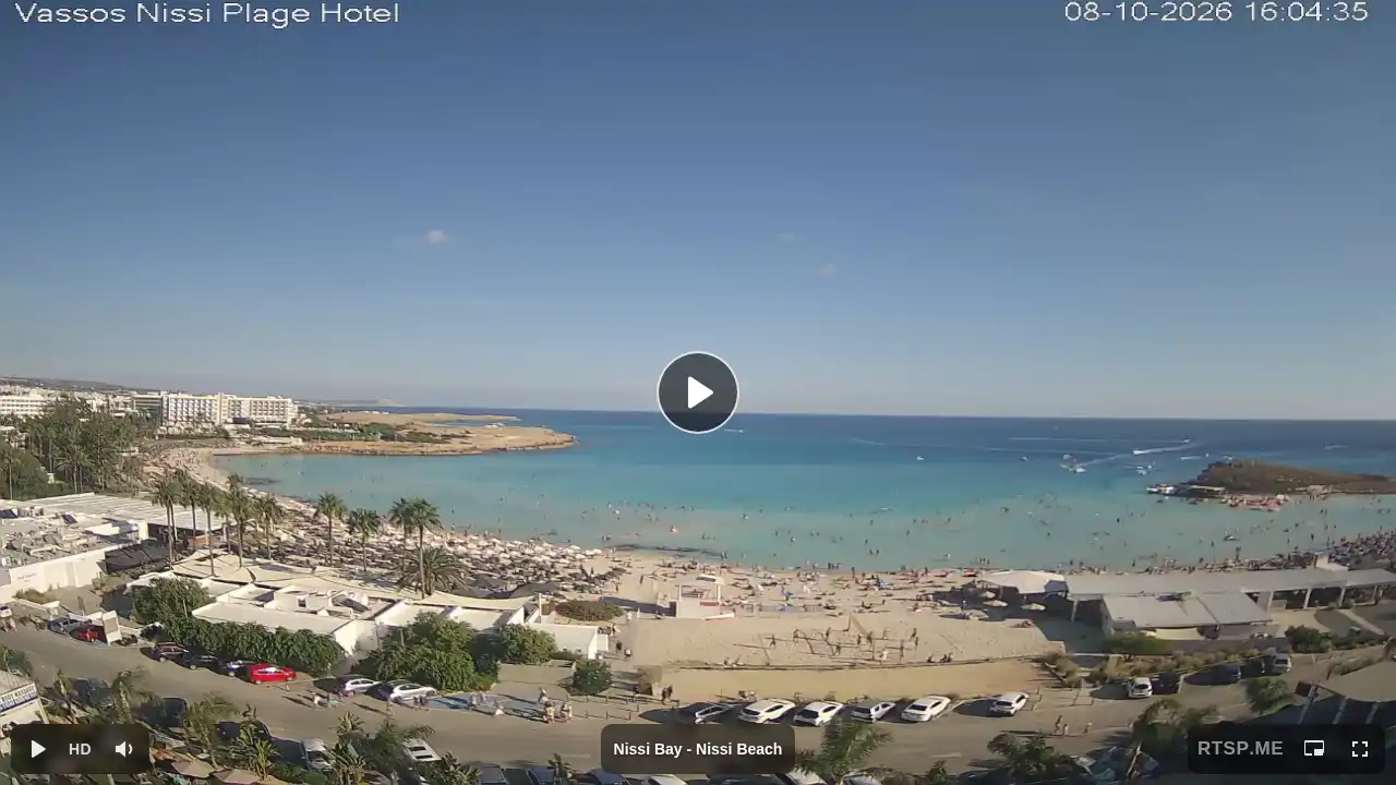 Webcam snapshot from :city — October 8, 2026 13:00