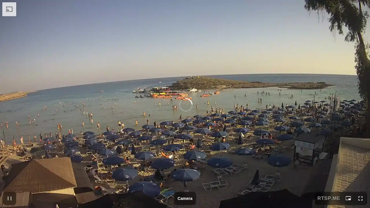 Webcam snapshot from :city — October 9, 2026 14:00
