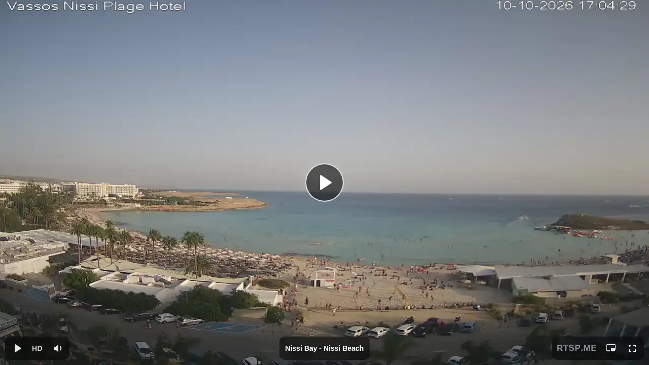 Webcam snapshot from :city — October 10, 2026 14:00