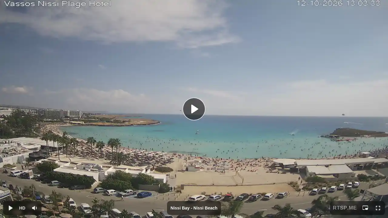 Webcam snapshot from :city — October 12, 2026 10:00