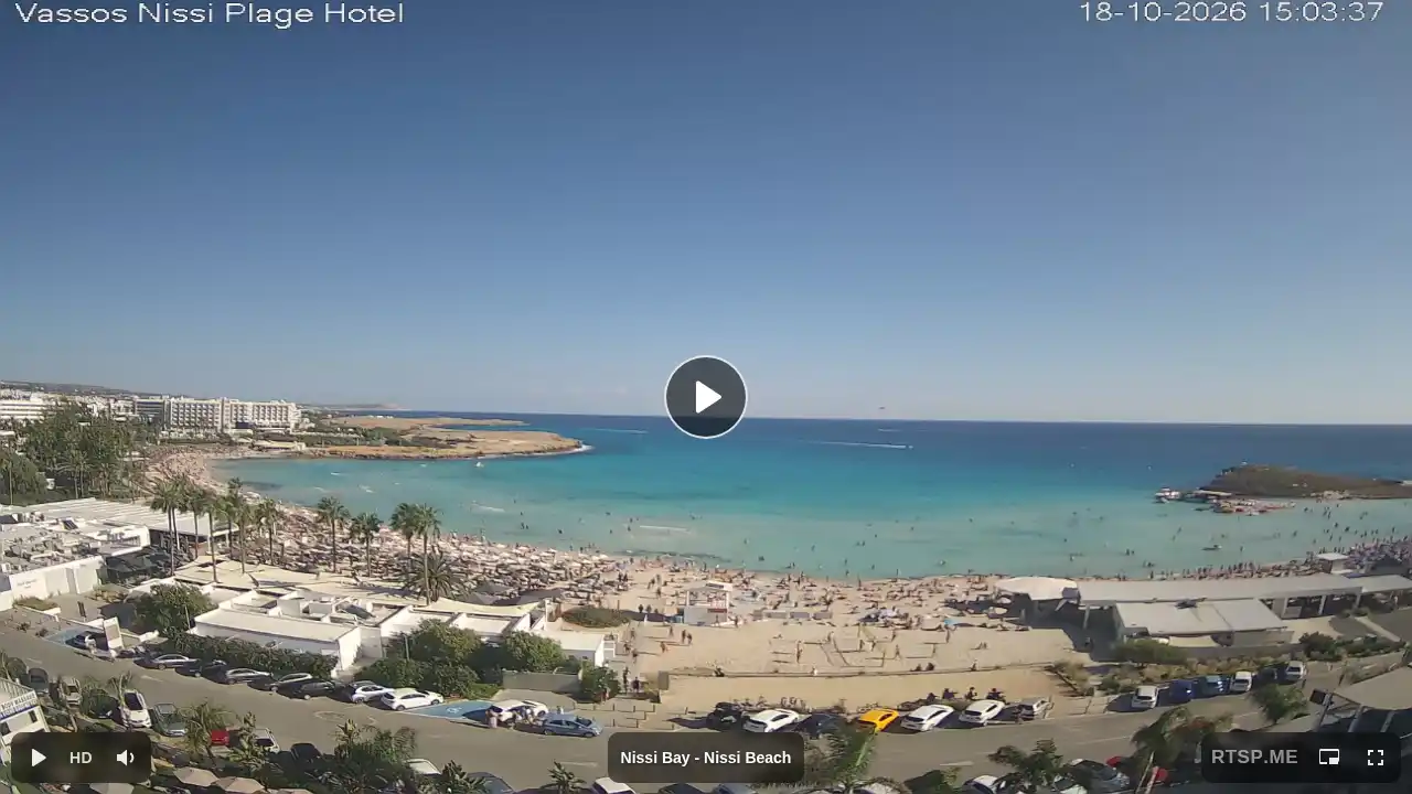 Webcam snapshot from :city — October 18, 2026 12:00