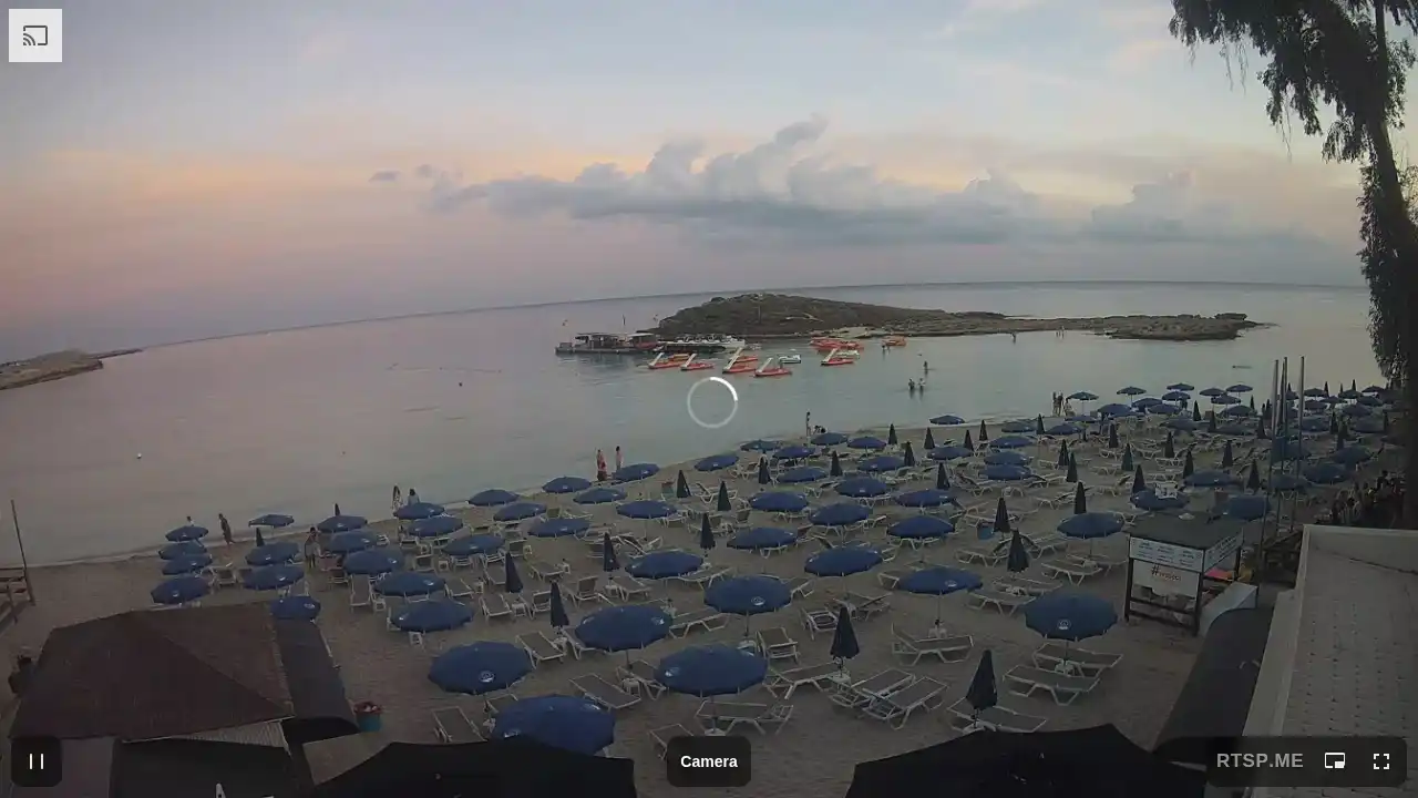Webcam snapshot from :city — October 20, 2026 15:00