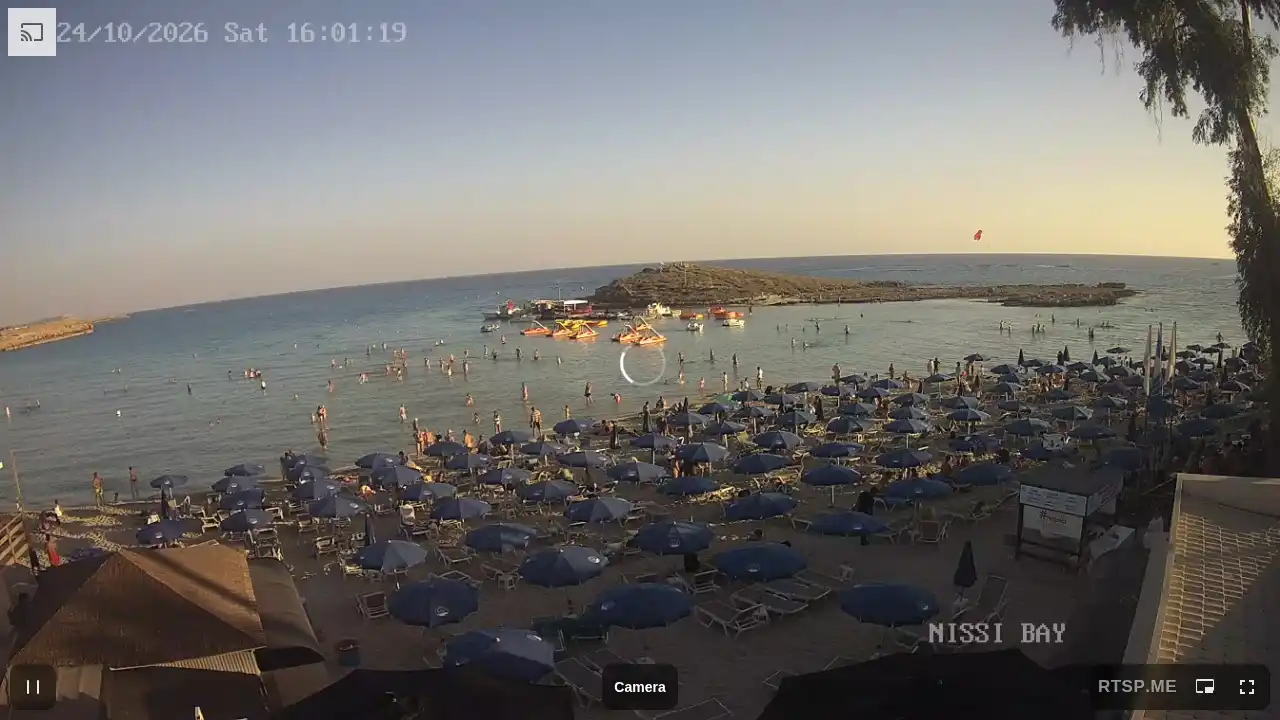 Webcam snapshot from :city — October 24, 2026 14:00