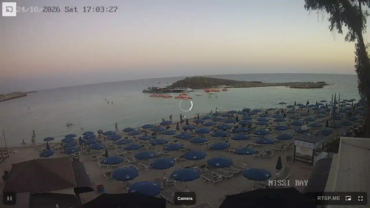 Webcam snapshot from :city — October 24, 2026 15:00