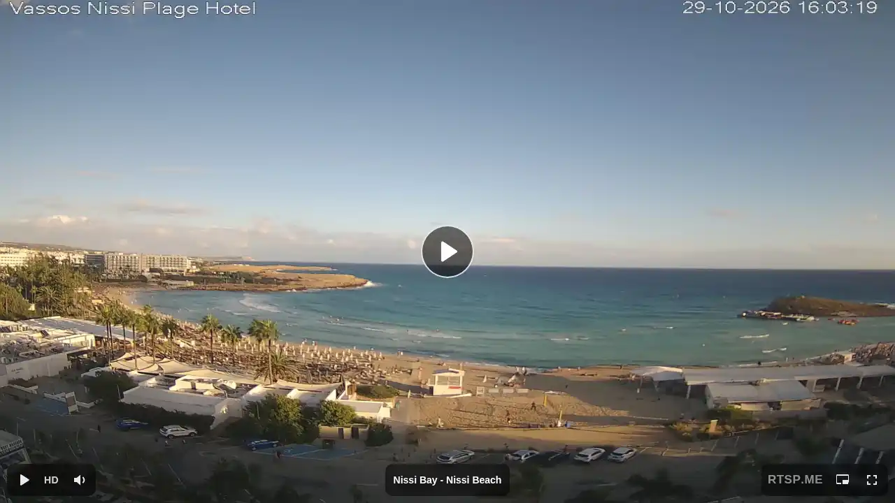 Webcam snapshot from :city — October 29, 2026 14:00